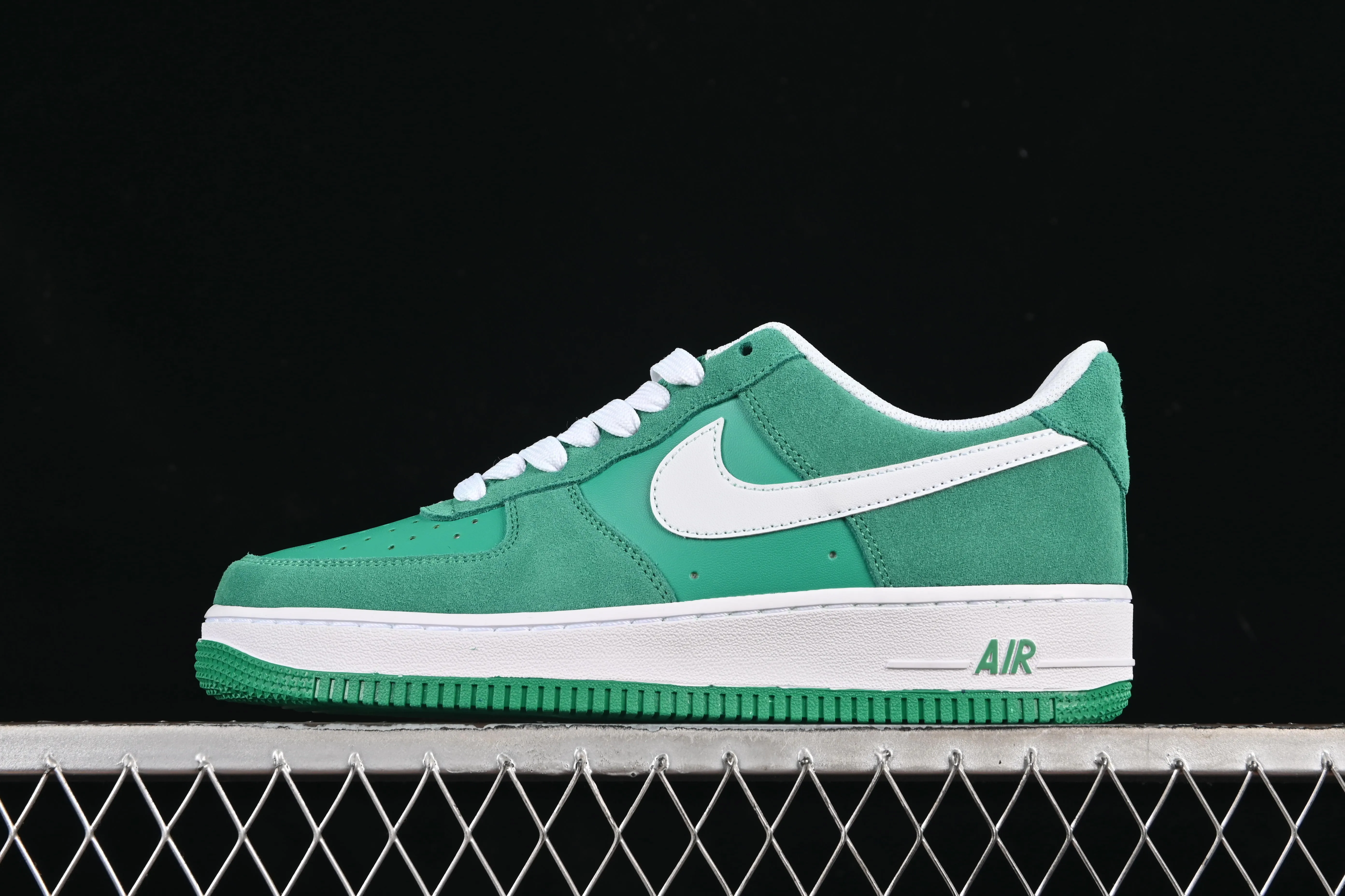 All categories Nk Air Force 1 Air Force series Nk Air Force 1 Low Air Force low-top Nike Air Force 1'07 Low Air Force 1 low-top casual sneakers IB6388-300